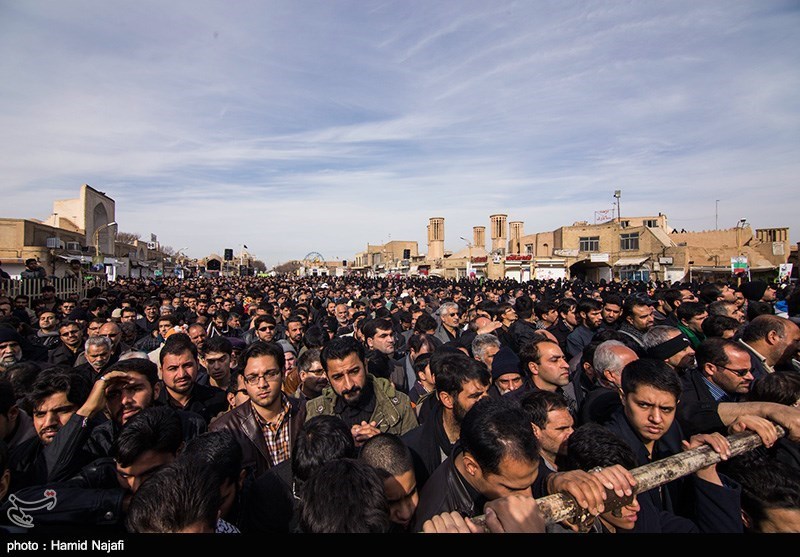 تلاش استاندار یزد برای توجیه کم‎کاری در تدفین شهدا