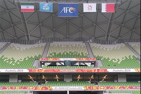 نصب پرچم ایران در ورزشگاه ملبورن +عکس