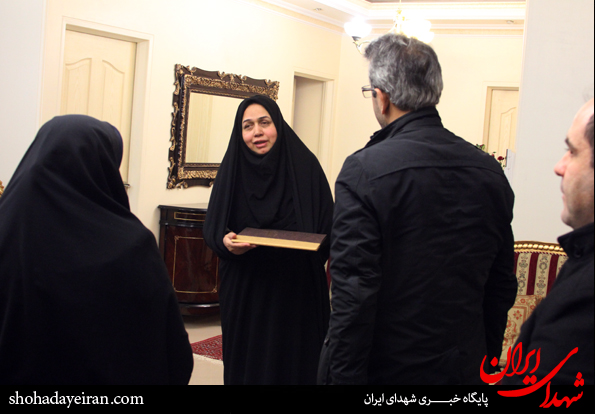 تصاویر/ دیدار اعضاء شهرداری با خانواده شهید رضا صالح