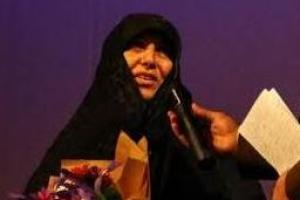 بوسه رهبر انقلاب بر چادر مادر شهید فتنه ۸۸
