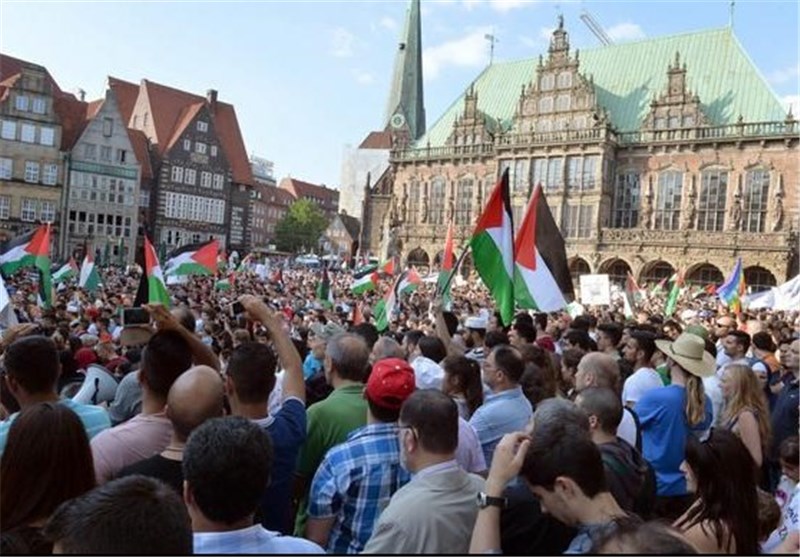 حضور آلمانی ها در راهپیمایی روز قدس + عکس