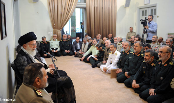 دوران دفاع مقدس مایه آبروی ملت ایران است