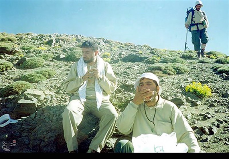 کوهنوردی سرداران شهید طهرانی مقدم و احمد کاظمی+تصاویر