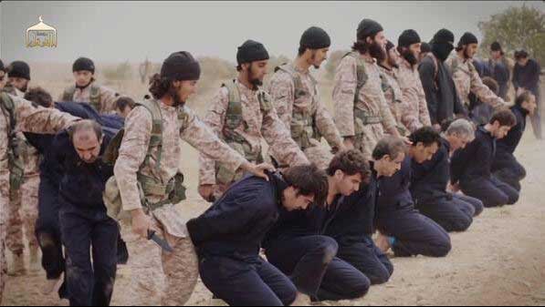 داعش سر چند سرباز سوریه را برید‬ + عکسر!