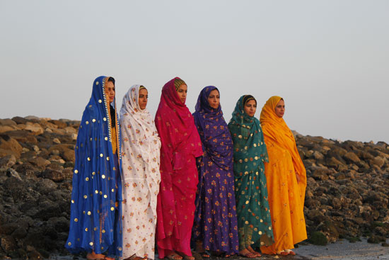 چادرهای سنتی هندی بر سر زنان جنوب ایران