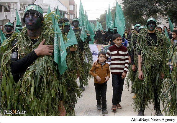 رژه گردان‌های شهید عزالدین قسام + تصاویر