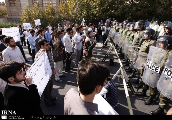سخنان عجیب رضاصادقی در مورد تجاوز به دو نوجوان ایرانی!