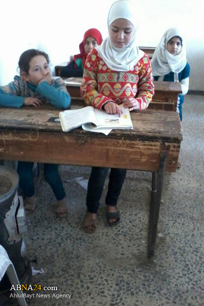 دانش آموزان شیعه سوری با وجود حملات تکفیری ها به مدرسه می روند + تصاویر