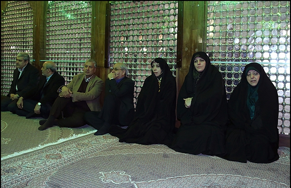 عکس/ زنان کابینه در حرم امام (ره)