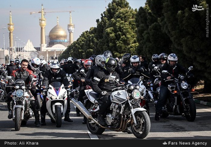 عکس/ رژه موتورسواران در سالروز ورود امام(ره)