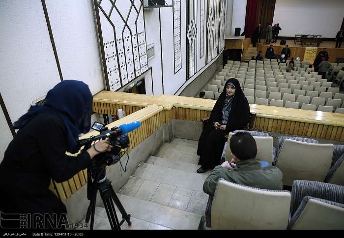 همایش حزب حامی فتنه با صندلی‌های خالی+عکس