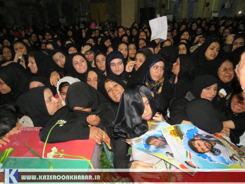 تشییع پنج شهید مدافع حرم در کازرون