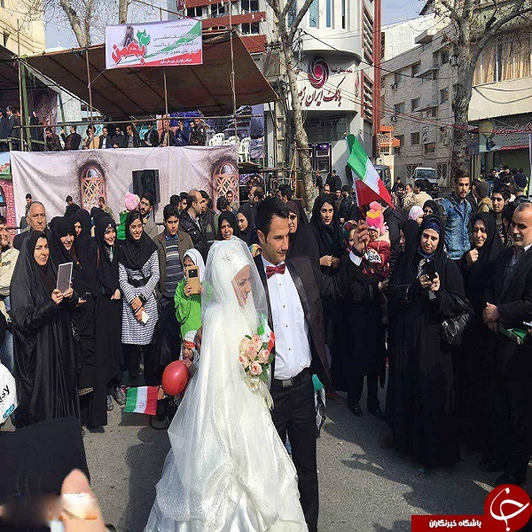 حضور عروس و داماد در راهپیمایی 22 بهمن+عکس