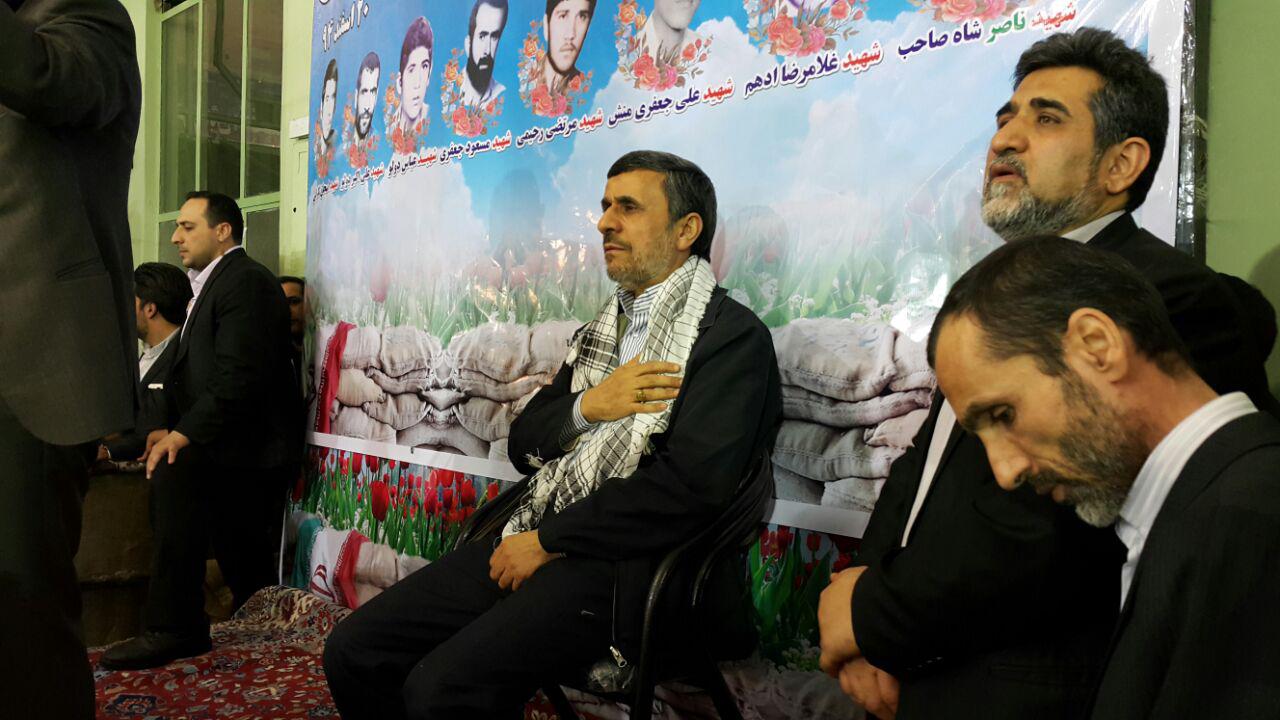 استقبال پرشور ورامینی‌ها از احمدی‌نژاد + تصاویر