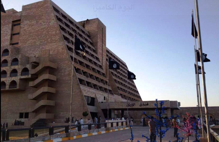 داعش اولین هتل خود را در موصل افتتاح کرد +تصاویر