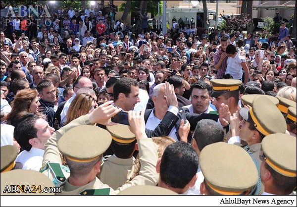 شرکت بشار اسد در مراسم روز شهدا +تصاویر