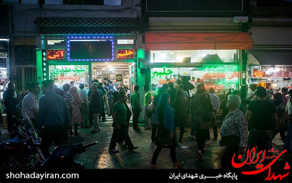 عکس/ حال و هوای افطار در میدان تجریش