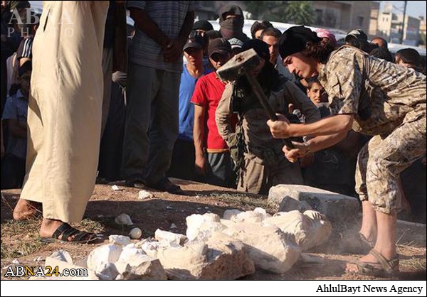 داعش تخریب آثار باستانیتدمررا آغاز کرد + عکس