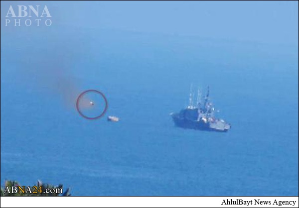 حمله موشکی داعش به یک کشتی مصری + عکس