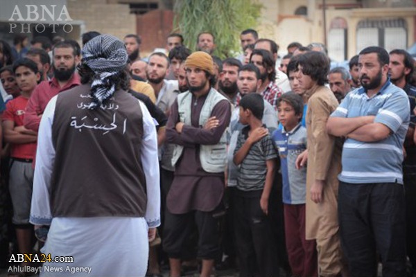 اعدام فجیع دو جوان موصلی به دست داعش + تصاویر