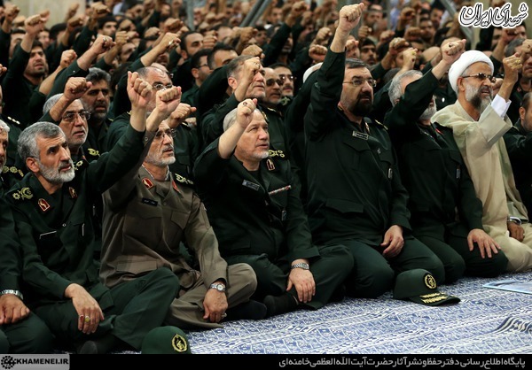 تکبیر پاسداران در پی سخنان کوبنده رهبری+عکس