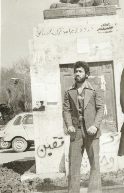 شهید دامغانی با خاطراتی به زبان انگلیسی+ عکس