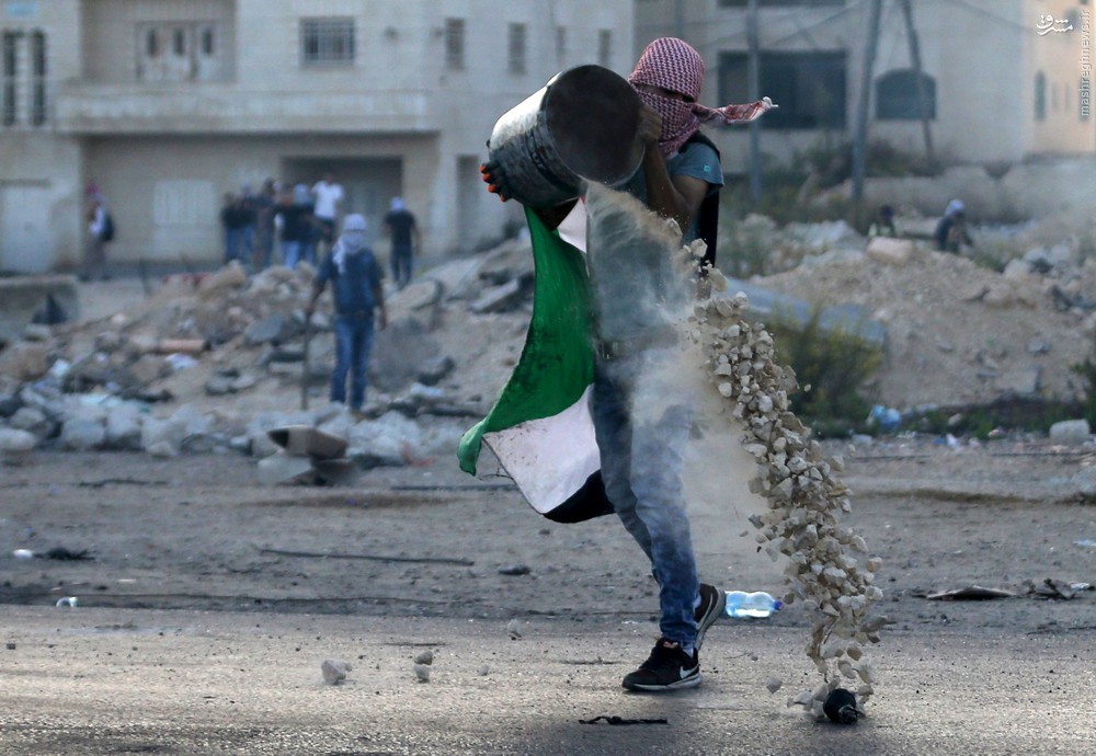 عکس/ مُهمات یک مبارز فلسطینی