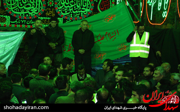 عکس/حضور دکتر احمدی نژاد در هیئت دارالشفاء میدان ۷۲
