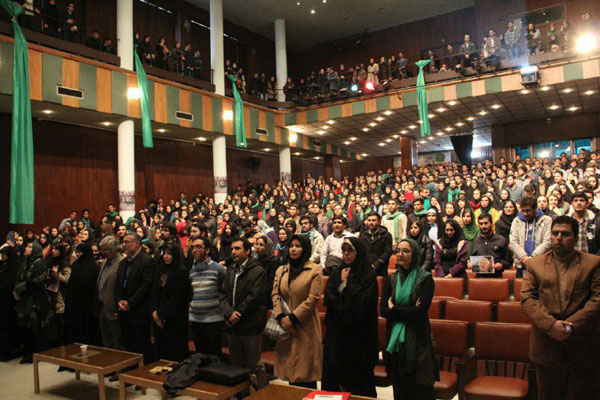 فائزه هاشمی و اصحاب فتنه در دانشگاه تهران