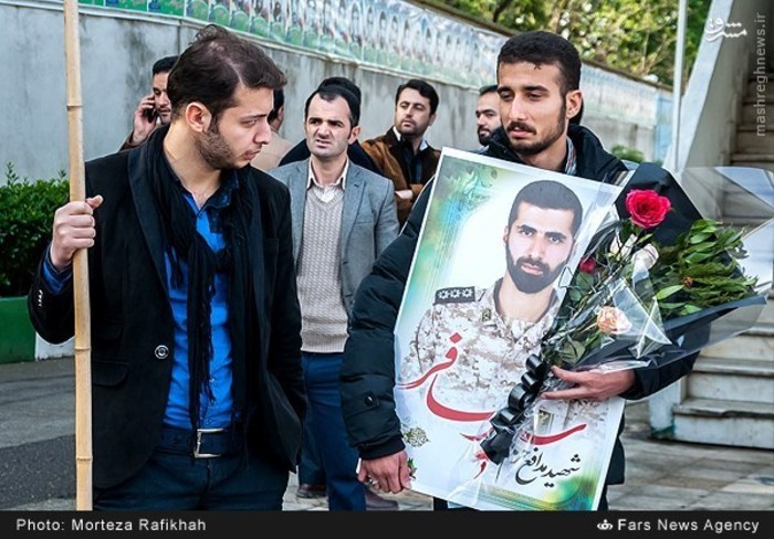 عکس/ تشییع پیکر دو شهید مدافع حرم در رشت