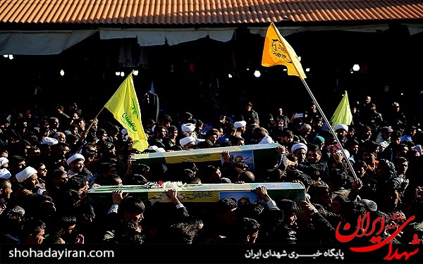 عکس/تشییع پیکر مطهر 4 شهید مدافع حرم در قم