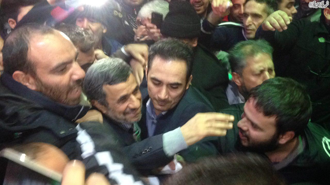احمدی‌نژاد: مسابقه برای فراموشی آرمان ها+عکس
