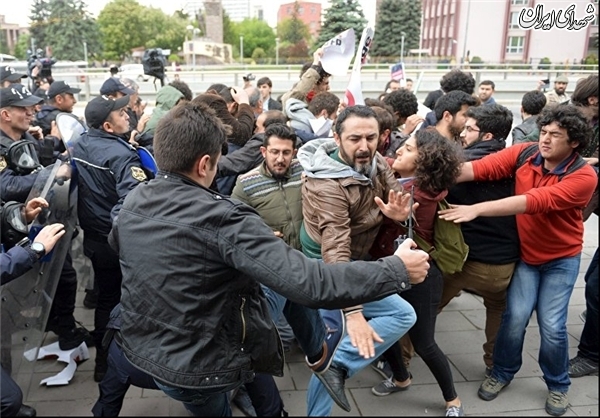 اعتراض دانشجویان به فاشیسم اردوغانی+عکس