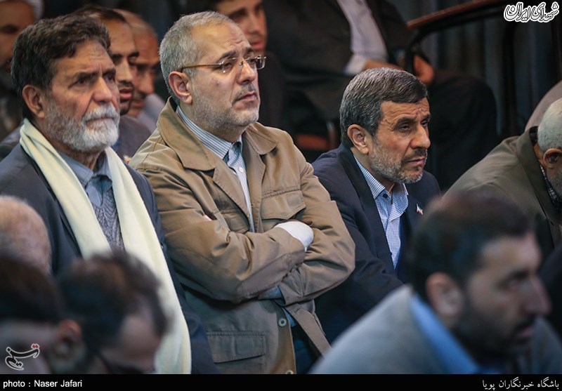 احمدی نژاد در مراسم شهید شاطری +عکس