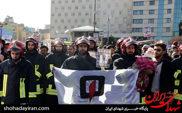عکس/ تشییع سه شهید مدافع حرم در مشهد