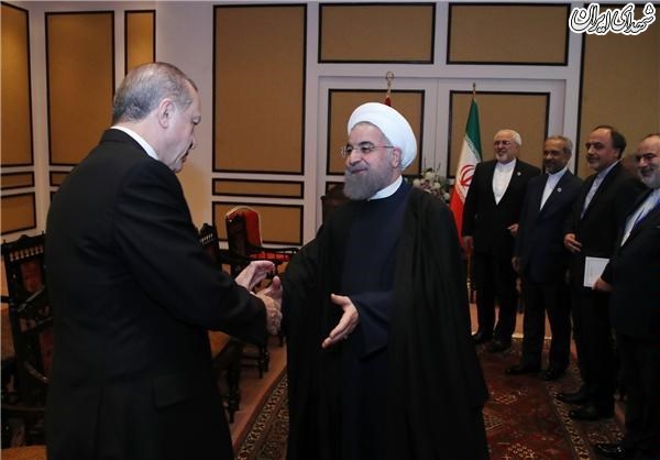 دیدار روحانی و اردوغان در حاشیه اجلاس اکو