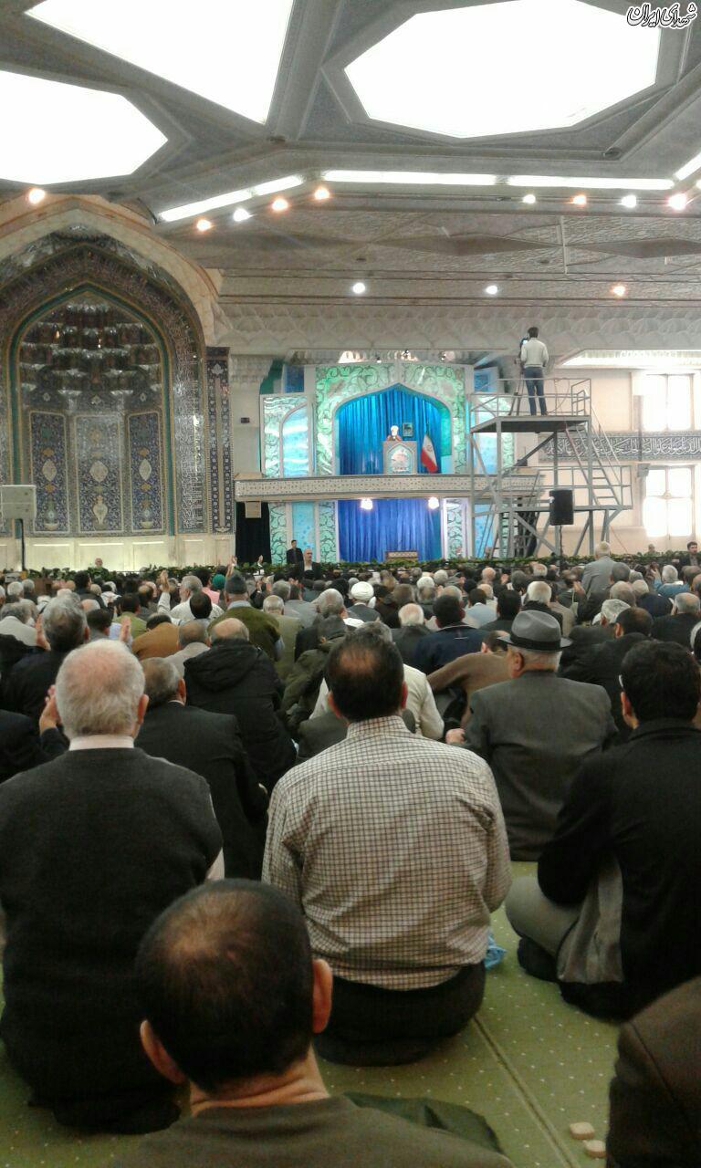 اعتراض جانبازان به بنیاد شهد در نماز جمعه تهران + عکس