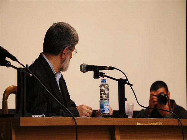 سخنرانی پرحاشیه مطهری در دانشگاه اراک!+تصاویر
