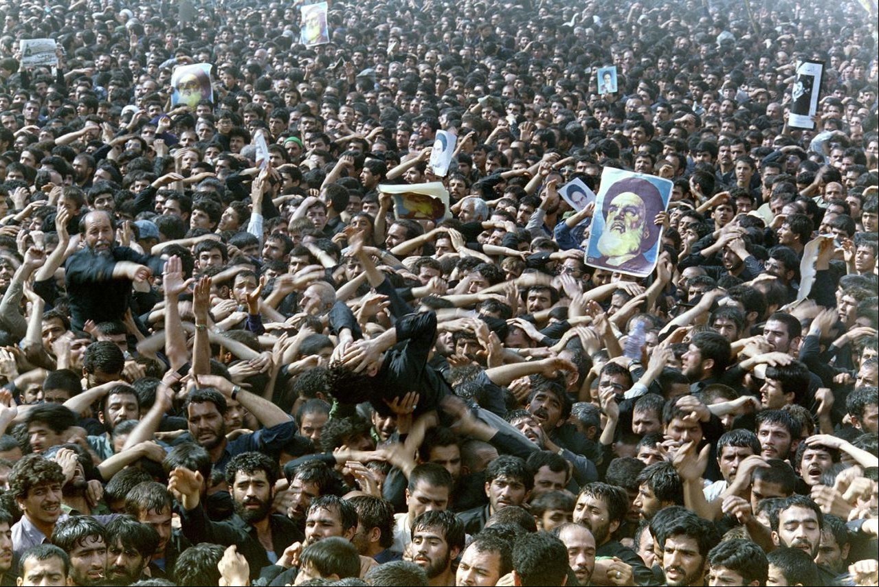 ارتحال امام (ره) و قیام پانزده خرداد به روایت تصویر