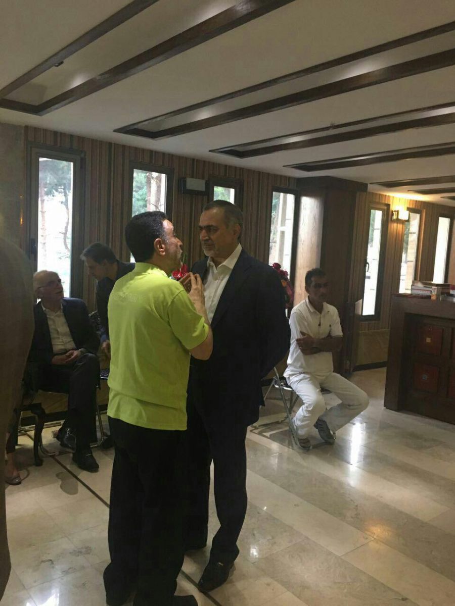 دیدار حسین فریدون با بازداشتی فتنه؟! +عکس