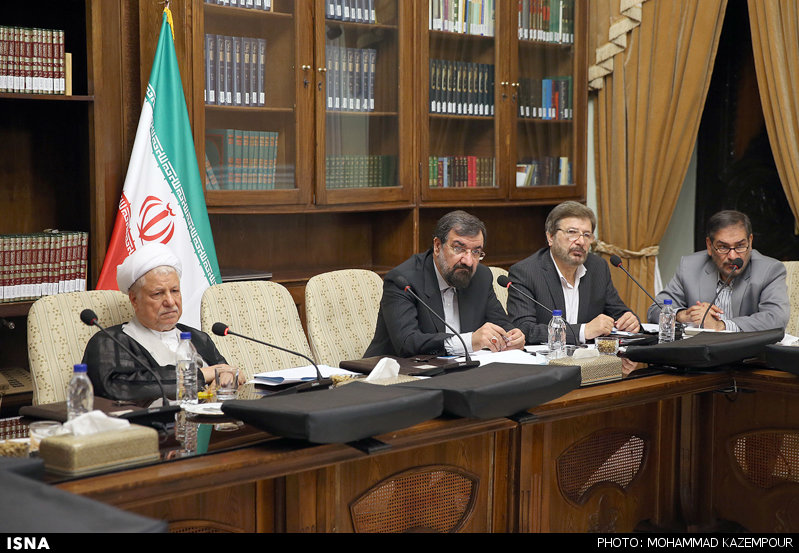 غیبت احمدی‌نژاد و روحانی در جلسه مجمع +عکس