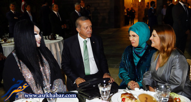 افطاری اردوغان با خواننده دوجنسیتی+عکس