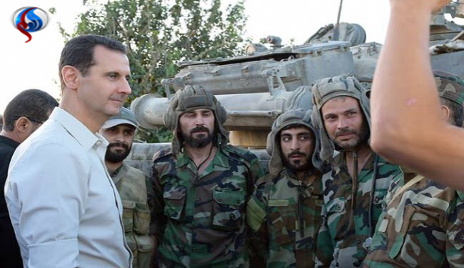 افطار بشار اسد در جمع ارتشیان سوریه+تصاویر