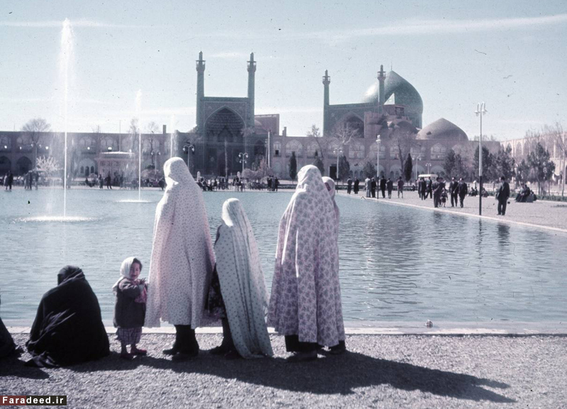 میدان نقش جهان اصفهان در دهه 1330 +عکس