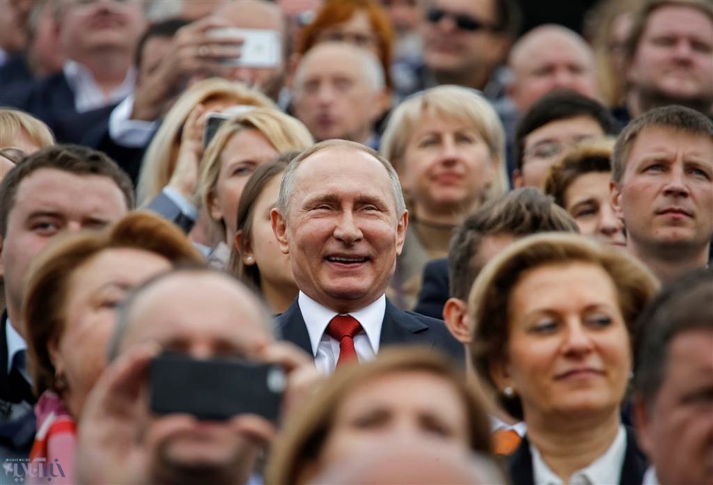 خوشحالی جالب پوتین در جشن روز شهر +عکس