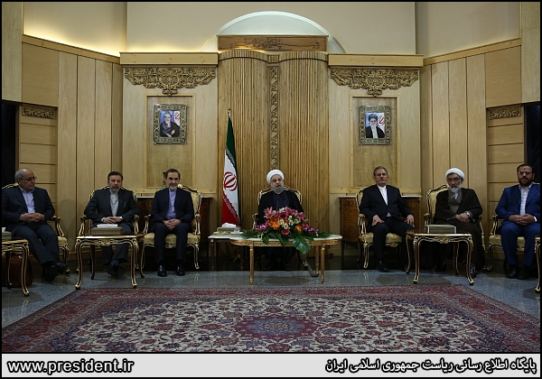 روحانی:آمریکا قول داد به تعهداتش عمل کند!
