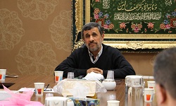 دانشجویان کشمیری با احمدی نژاد دیدار کردند