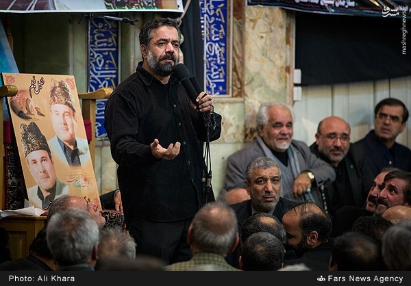 مداحی محمود کریمی در مراسم موذن‌زاده+عکس