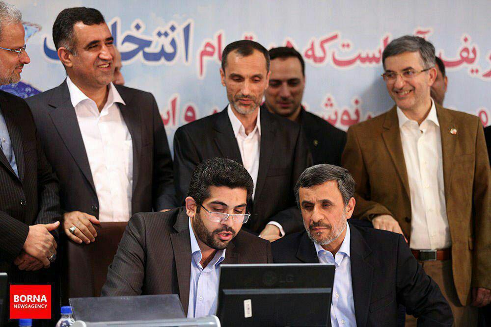 برخلاف توصیه رهبر انقلاب:احمدی‎نژاد  ثبت نام کرد!+جزئیات و عکس