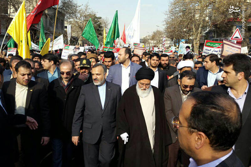 آیت الله علم الهدی در راهپیمایی امروز مشهد + عکس